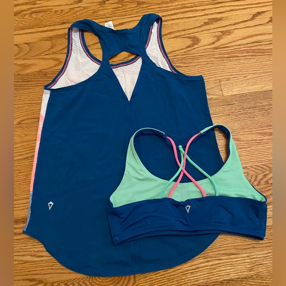 Ivivva tank top and matching sport bra. Barely worn. Both size 14 (girls) - Picture 2 of 2